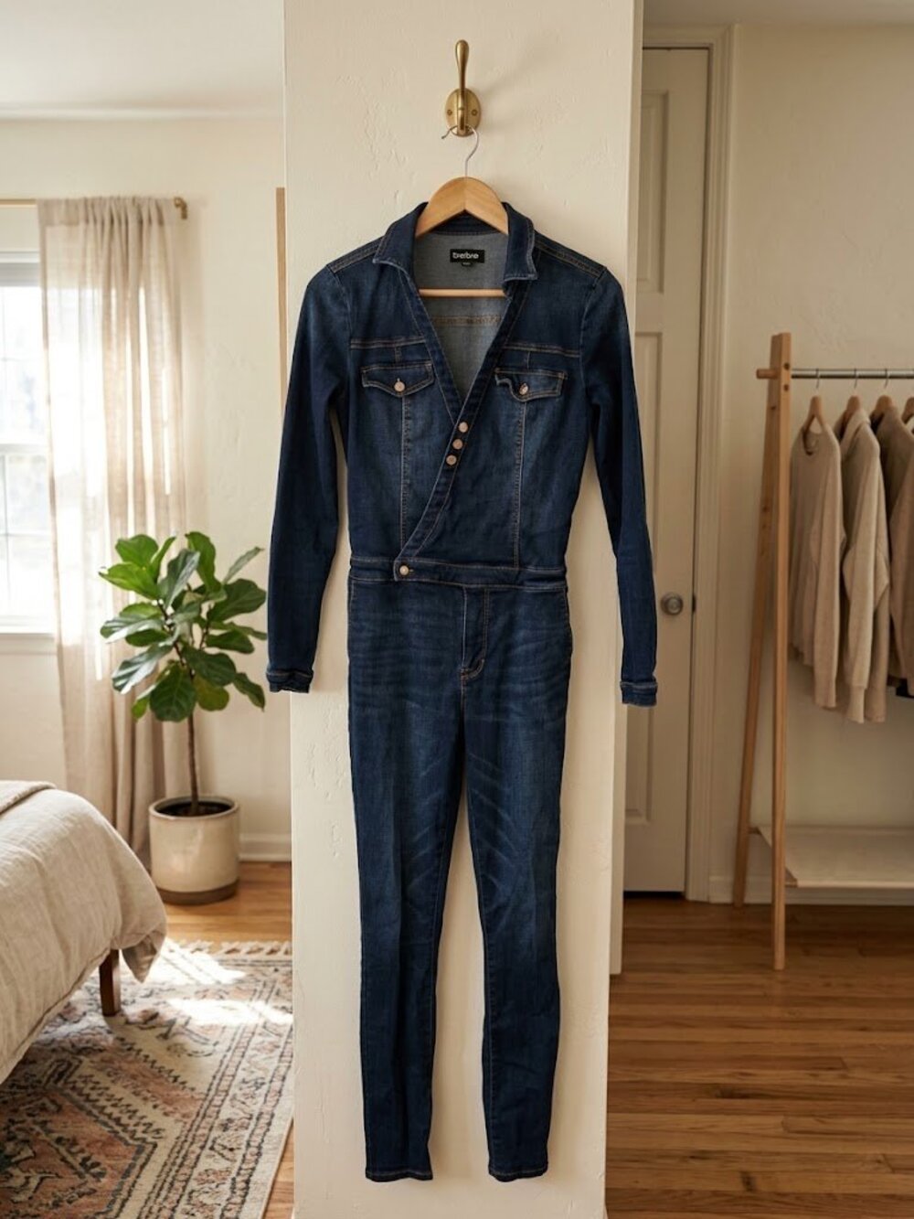 Bebe 3/4 Long Sleeve Medium Dark Wash Denim Jean Jumpsuit Size 6 - Picture 7 of 8